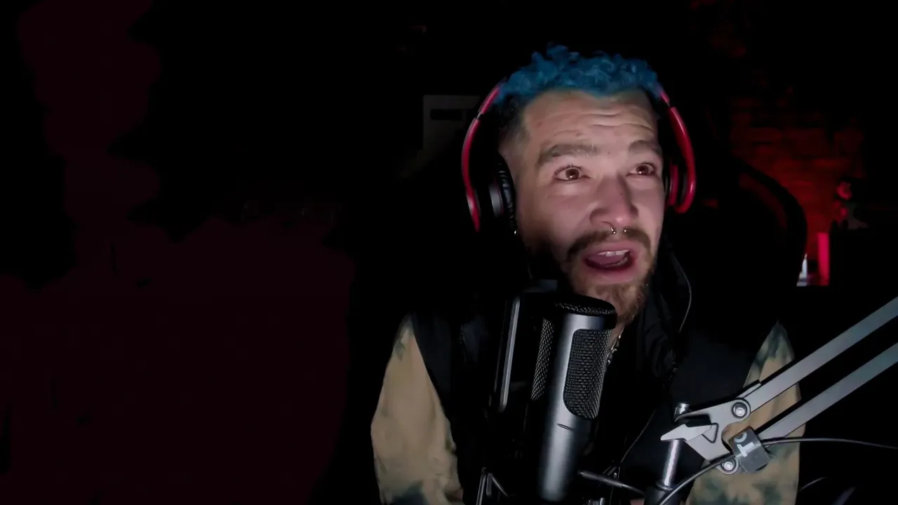 Stream background image