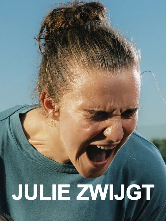 Julie se tait