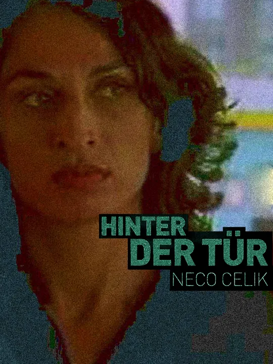 Hinter der Tür