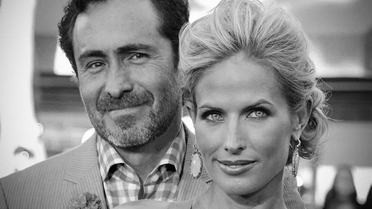 A Circus Tale & a Love Song background image