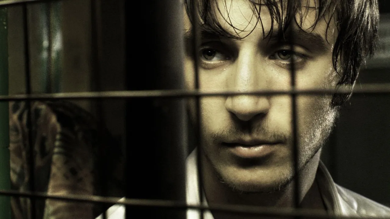 Three Monkeys background image