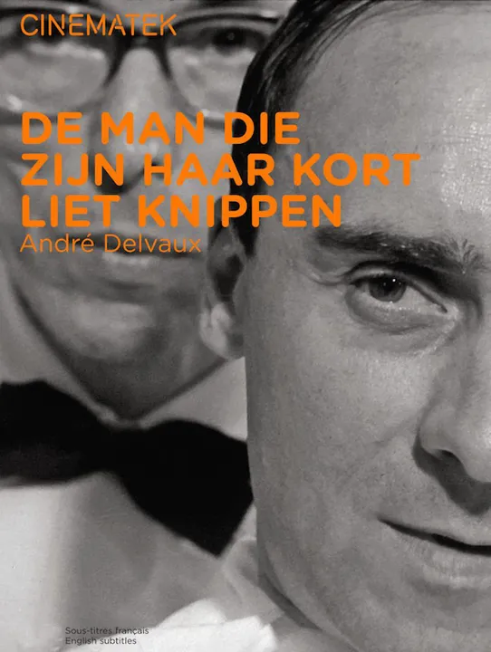 De man die zijn haar kort liet knippen
